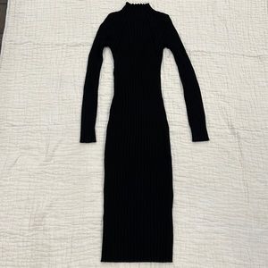 Hera collection black slim dress M